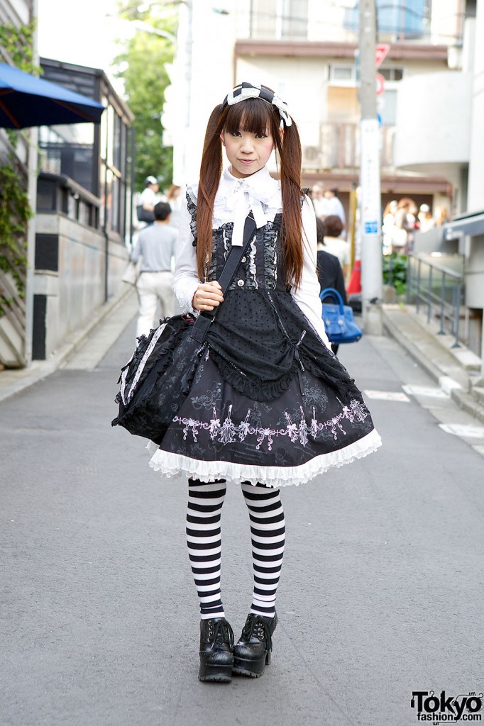 gothic-lolita