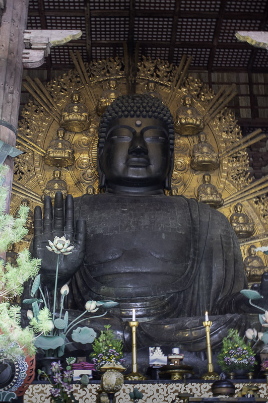 Bouddha géant de Nara au Japon